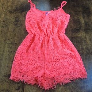 Alya coral romper